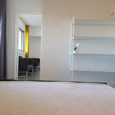Sunny Flat Vacancy أنتيب