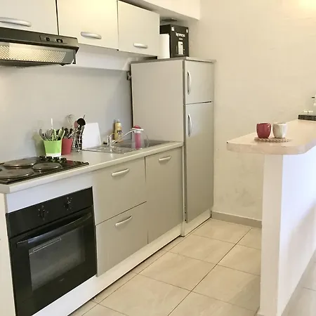 Sunny Flat Vacancy Апартаменты *