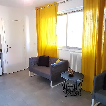Sunny Flat Vacancy Апартаменты *